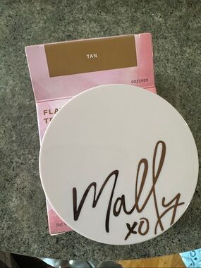 Mally Beauty Powder Compact - White & Brown Script - tan